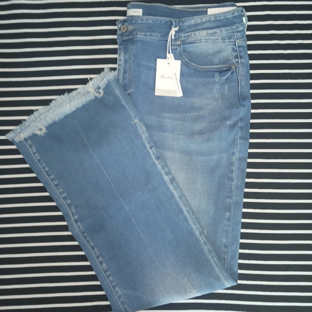 KanCan slim bootcut jeans 24W